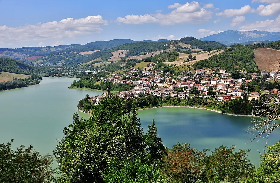 Along the Foglia Valley