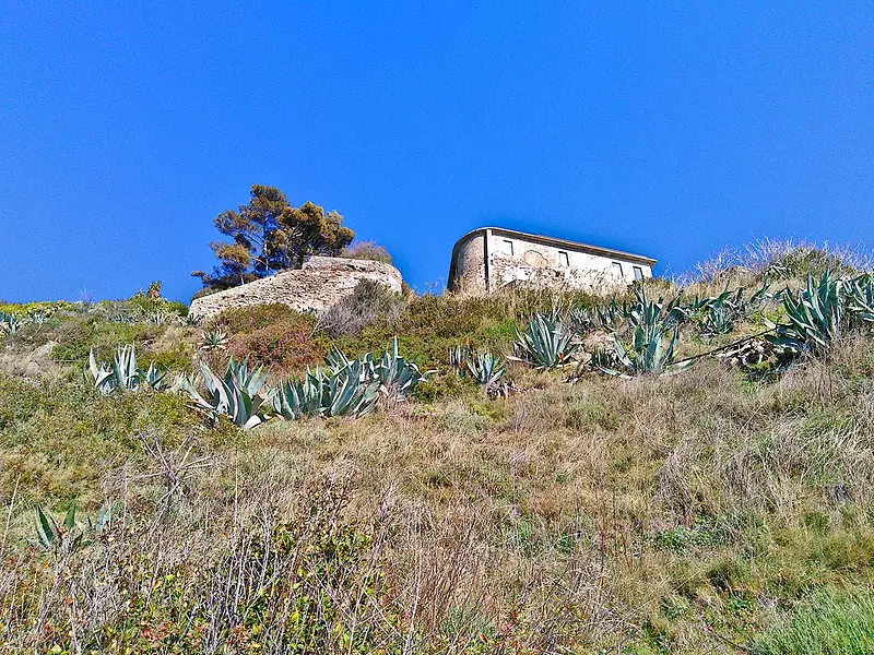 Forte dell'Annunziata, sulla Rocca a ridosso del mare