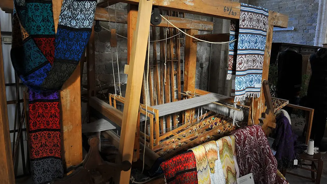 In Perugia, an all-female weaving mill