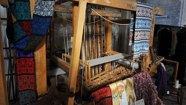 Dimostrazioni di tessitura al telaio umbra - News di San Potente