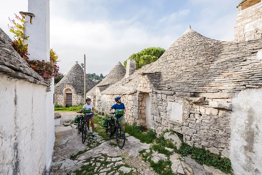 Apulia, cycling in the heart of the Mediterranean