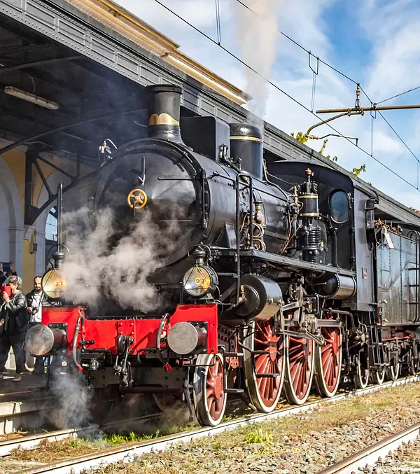 Traveling by historical train from Turin to Nizza Monferrato