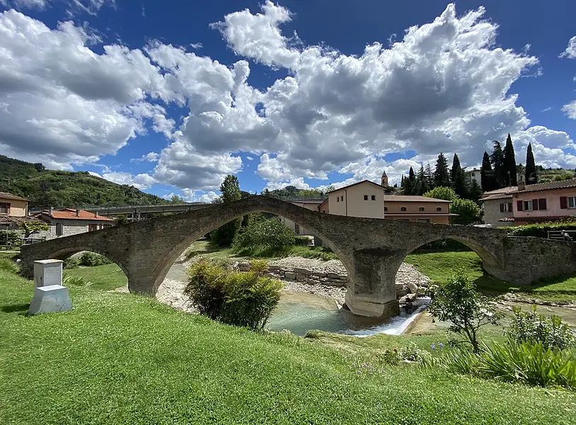 Modigliana, at the foot of the Romagna hills.