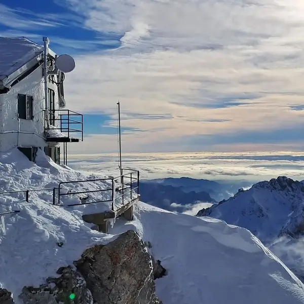 Auf dem Gipfel des Grignone: der höchste Punkt der Leccaner Voralpen