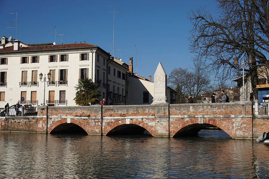Dante Bridge in Treviso, between memory and pride!