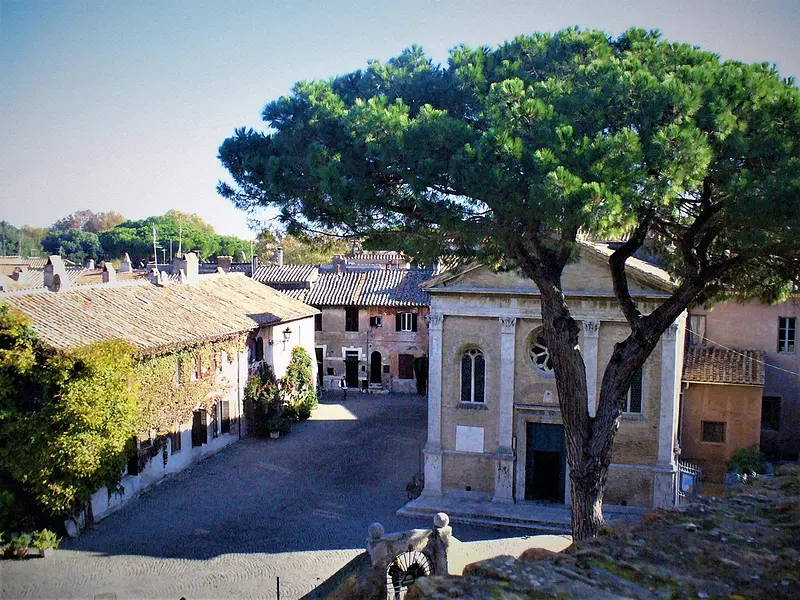Borgo di Ostia Antica, like a history book