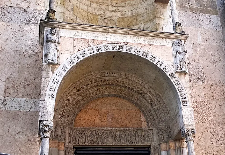 Il duomo di Piacenza, dalla cupola alla cripta