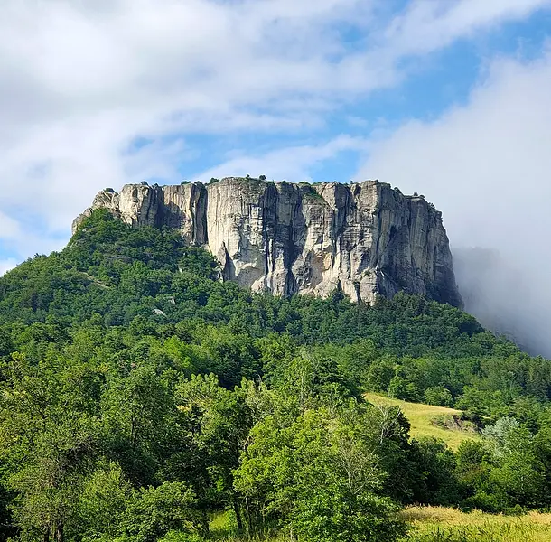 El centinela de piedra de los Apeninos tosco-emilianos