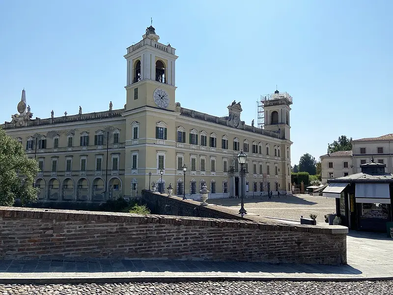 Der Palast von Colorno, ein kleines italienisches Versailles