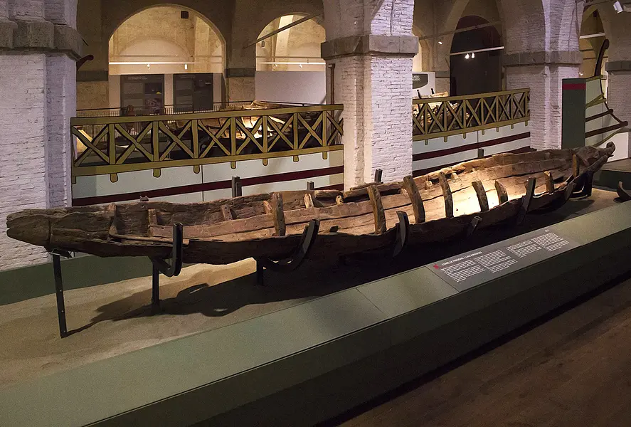 The ancient ships of Pisa
