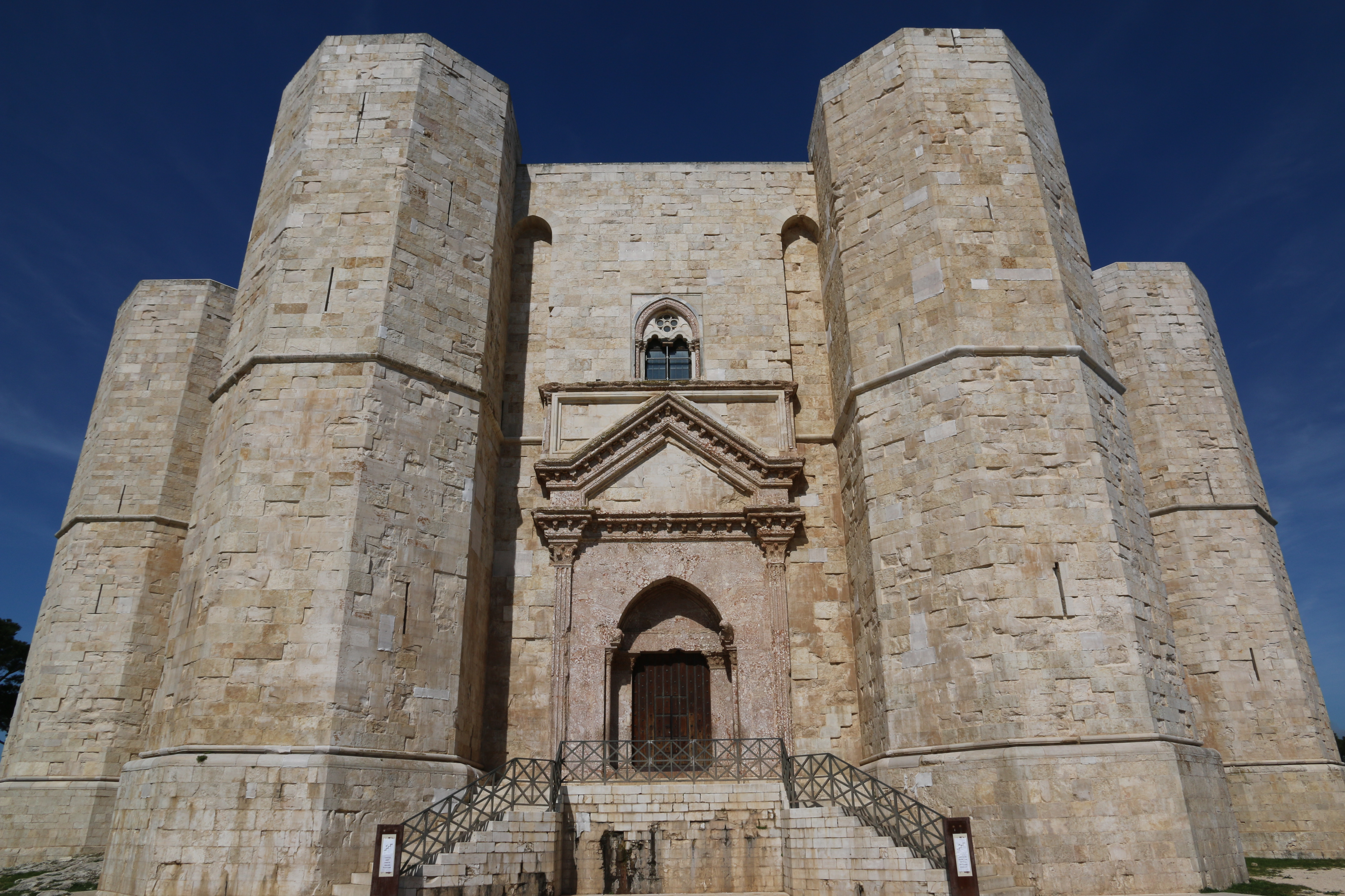 imageAlta Murgia - Castel del Monte 