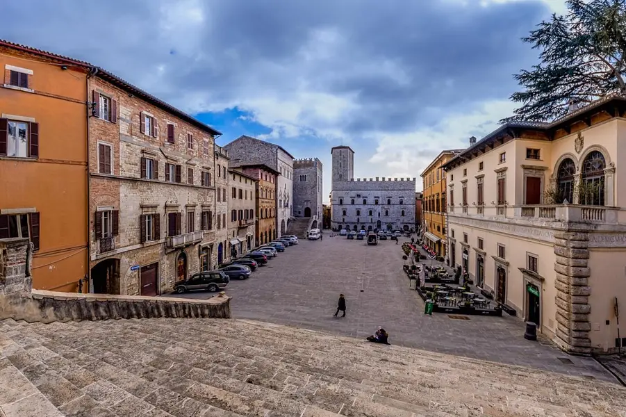 Guided tour of Todi